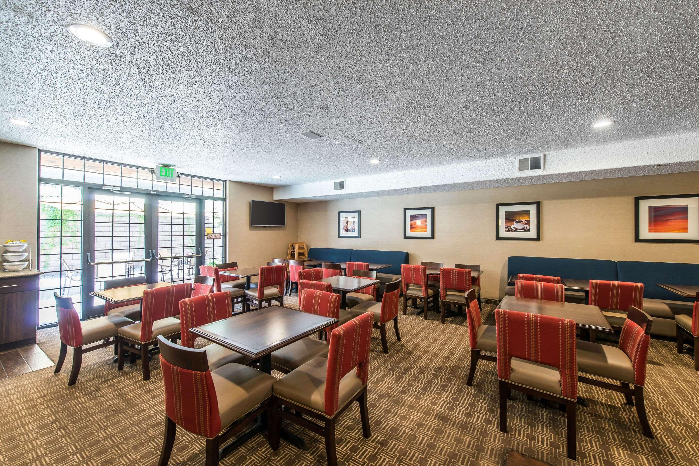Comfort Suites Golden West On Evergreen Parkway Eksteriør billede
