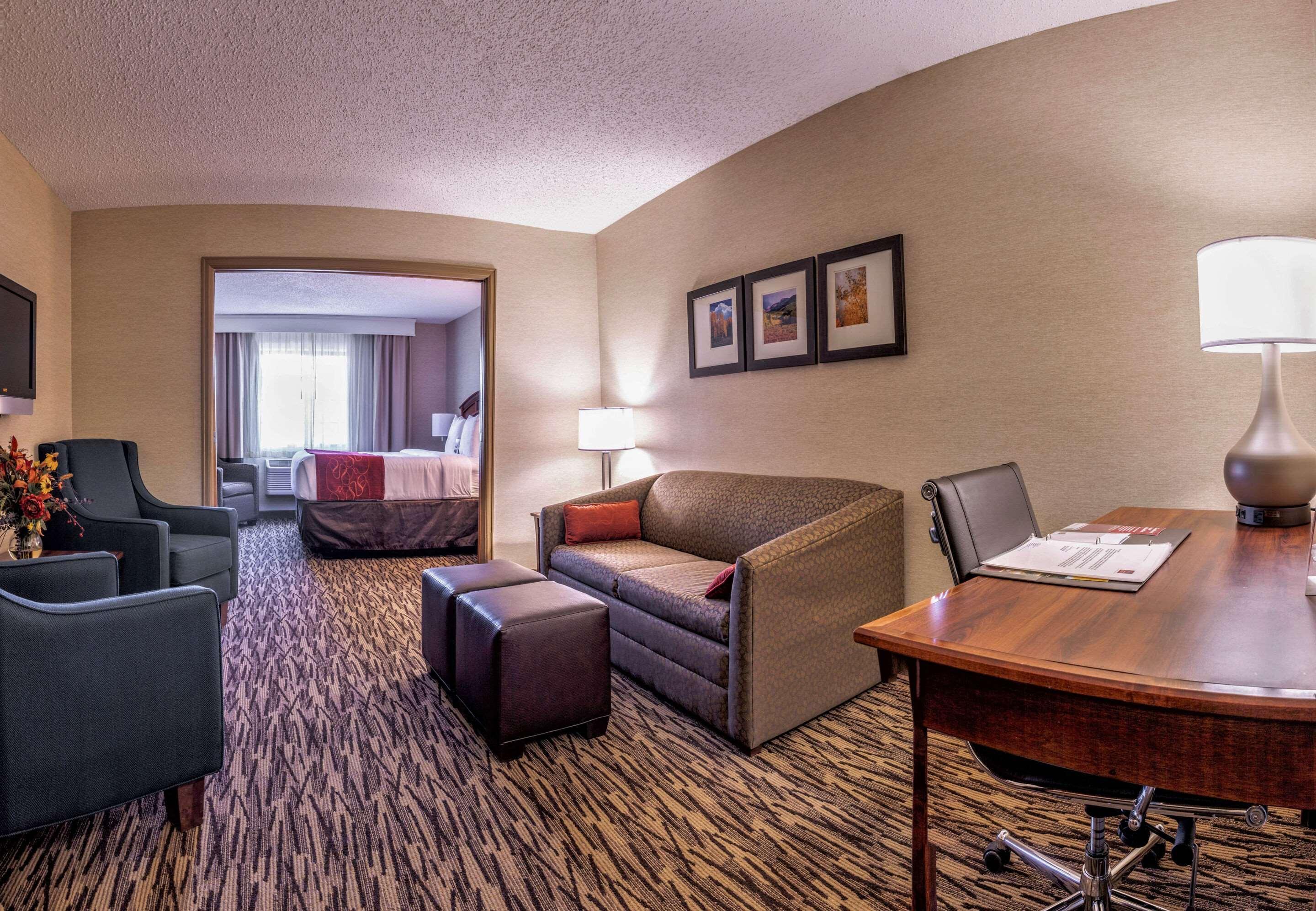 Comfort Suites Golden West On Evergreen Parkway Eksteriør billede